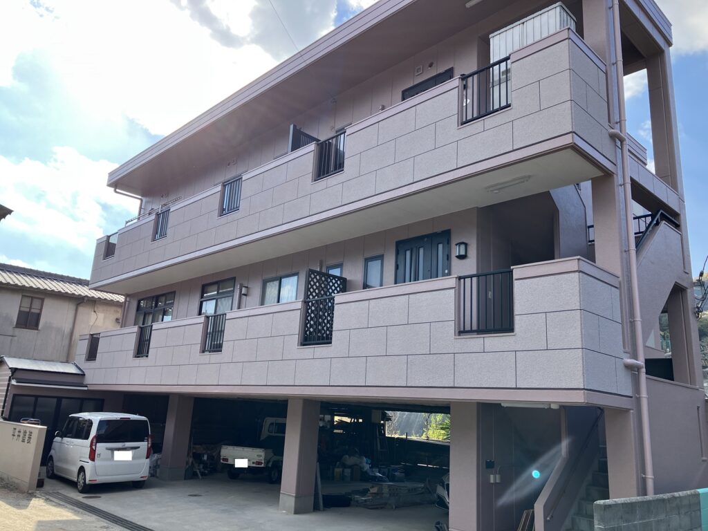 石材調一段目地の再塗装後